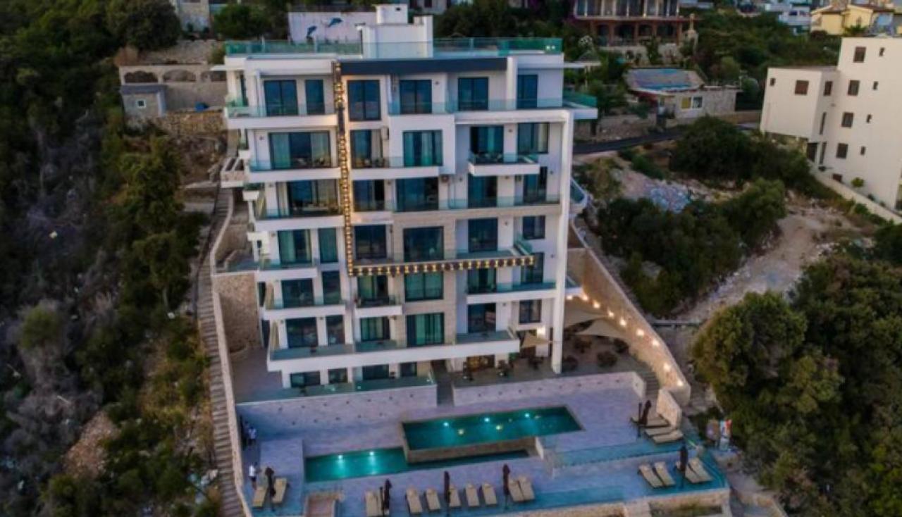 Planet Apartments Bar Exterior photo